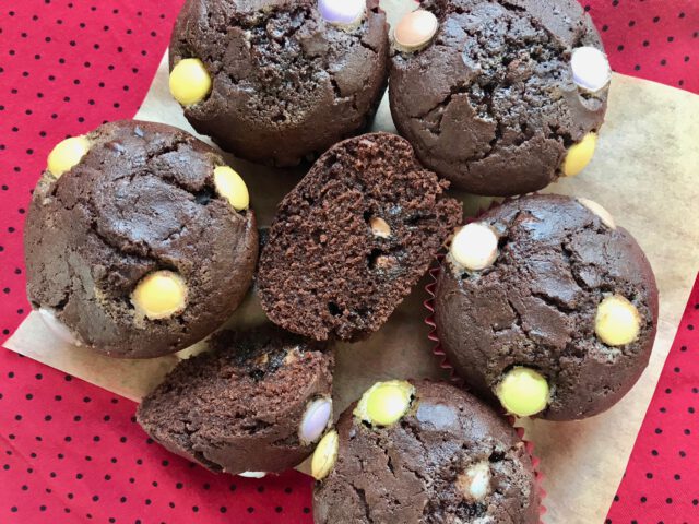 Čokoládové muffiny se skořicí